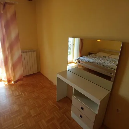 Guest house Ivo 3*